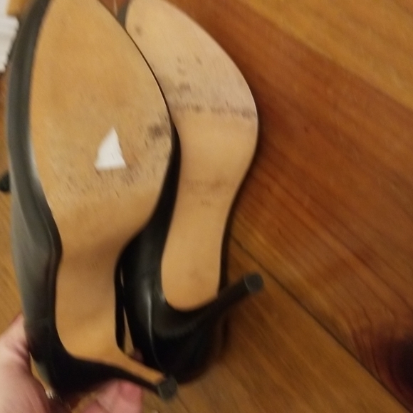 Max Studio black leather shoes. Size 8. EUC - Picture 6 of 8